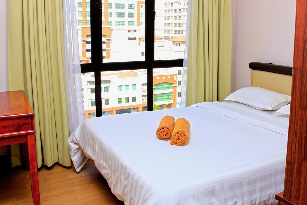 Marina Court Kota Kinabalu-Stay And Get Cash Rebate Exteriör bild