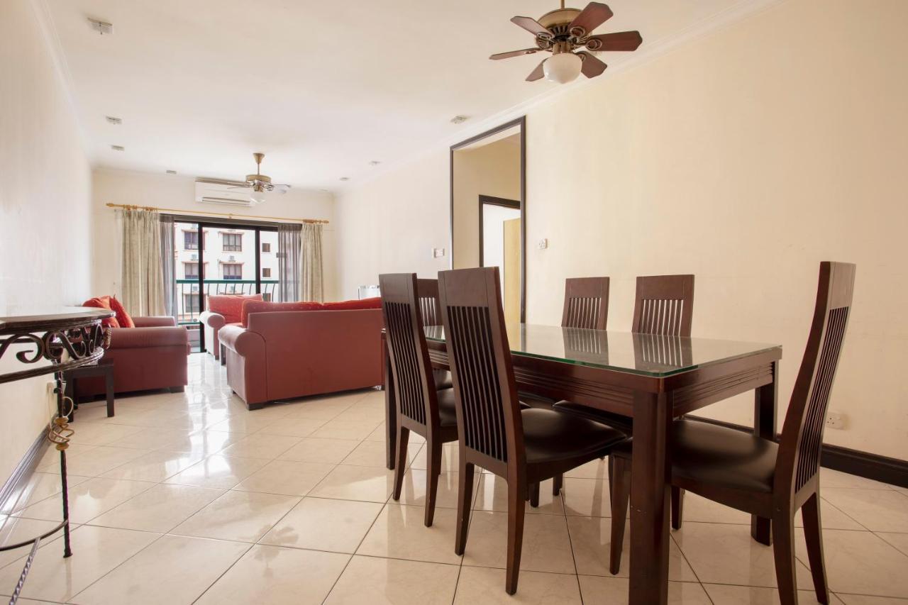 Marina Court Kota Kinabalu-Stay And Get Cash Rebate Exteriör bild